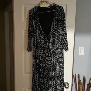 Black and White Patterned Women's Dress